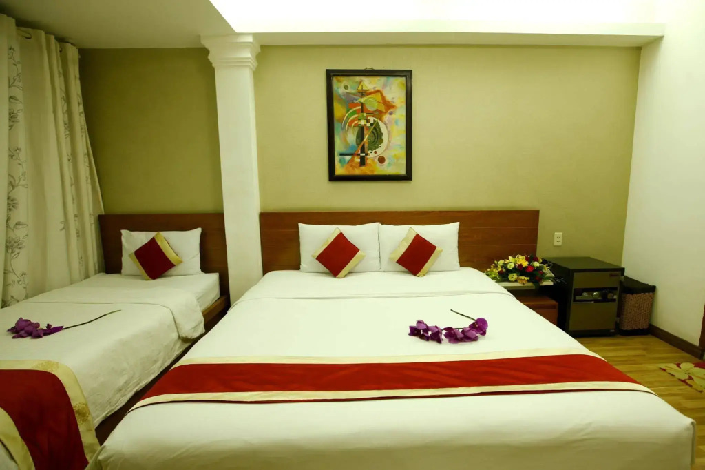 Lucky Star Hotel