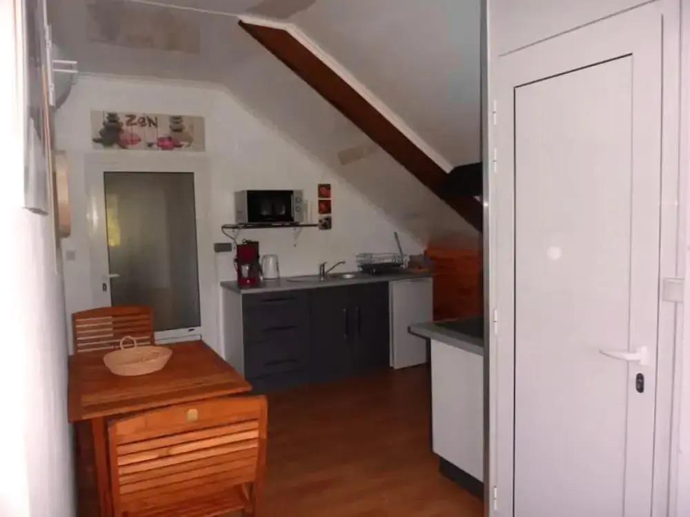 Apartment with 3 Bedrooms in Bois-De-Nèfles Saint-Paul, with Wonderful Sea View, Enclosed Garden And Wifi - 15 Km From the Beach