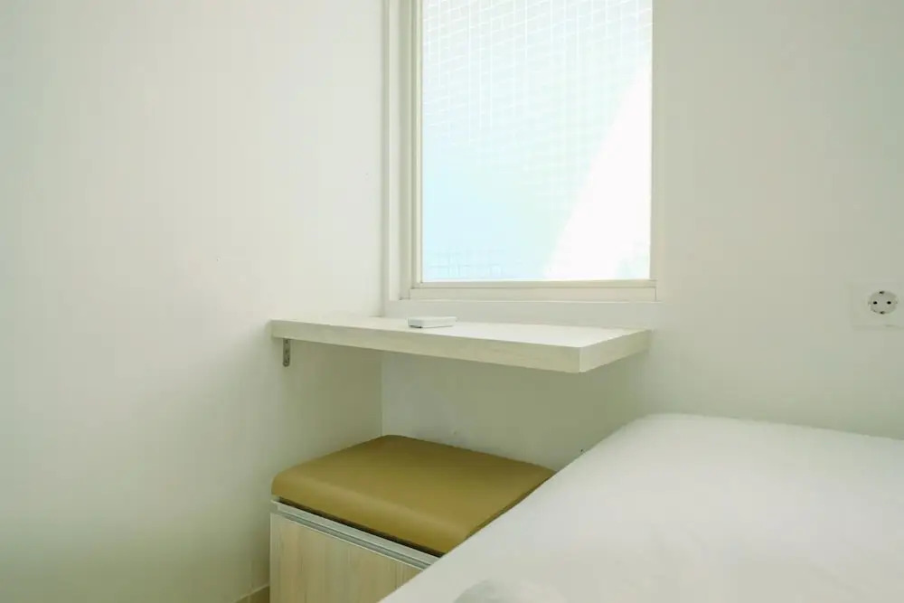 Homey And Comfy 2Br Sentul Tower Apartment