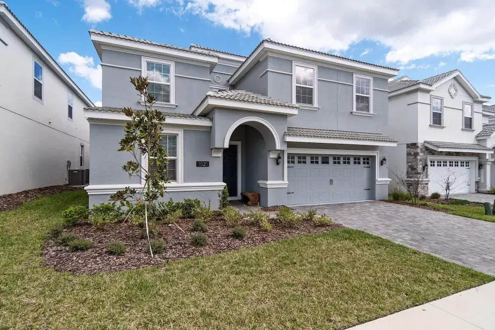 Champions Gate 1521 - Eight Bedroom Pool Home