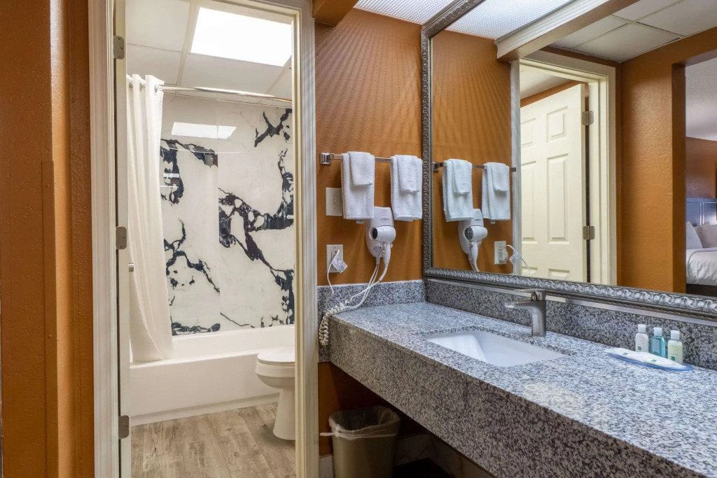 Quality Inn & Suites Corinth West