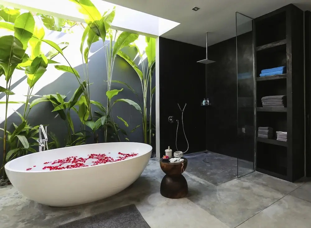 Villa Prana - High End Boutique Style Interior Design 5 BR Villa