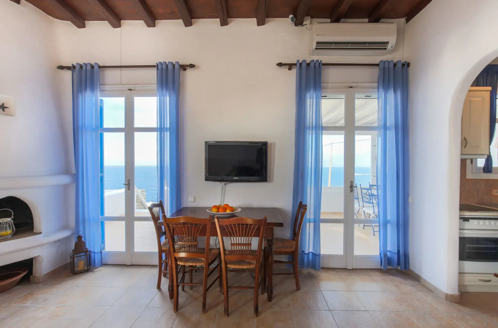 Denia Seaside Villas Mykonos, Private heated pool