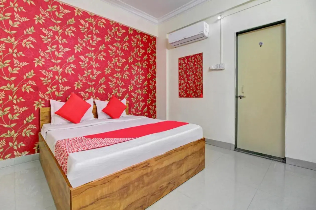OYO Flagship 80642 Sai Executive Lodging