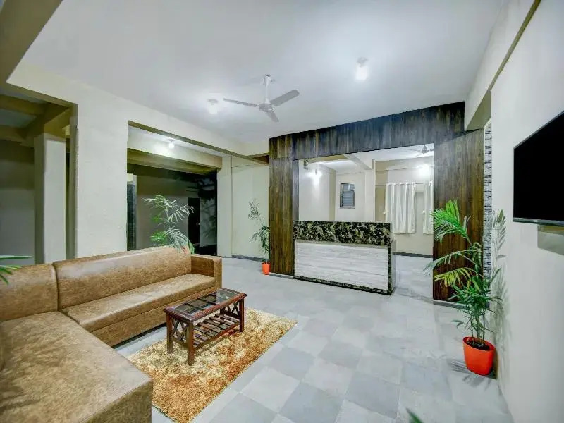 Treebo Sayaji Residency