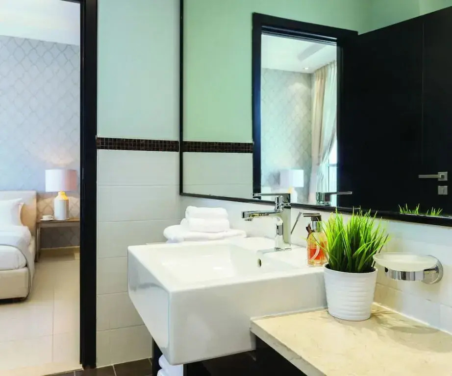 Frond D, Beachfront Villa, Palm Jumeirah - Mint Stay Homes