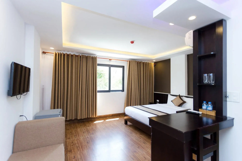 Blue Ocean Beachside Hotel Danang