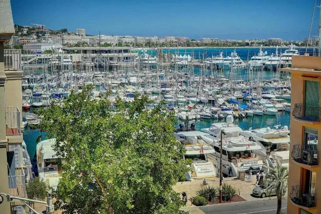 IMMOGROOM - Sea view apartment - 3 min from beach - AC