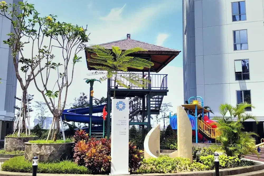 Elegant The Mansion Apartment near Kemayoran