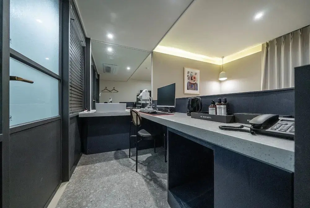 Hound Hotel Songtan