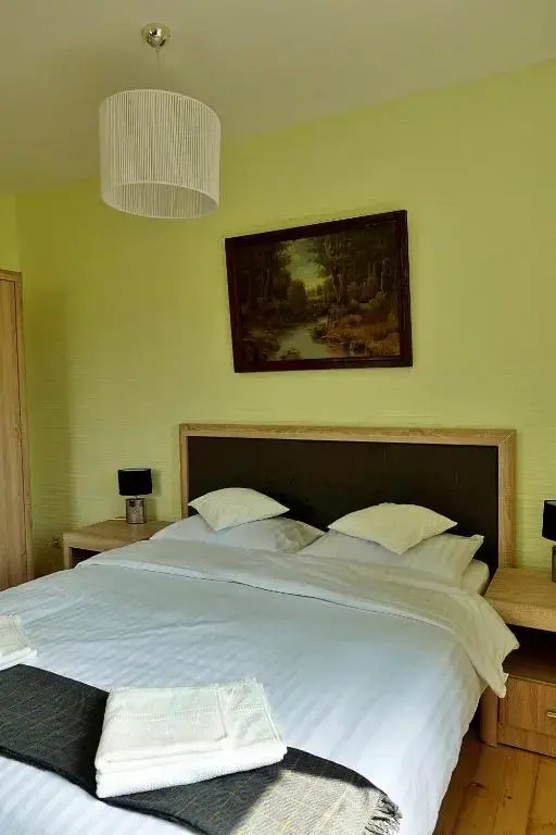Krusttēvu māja