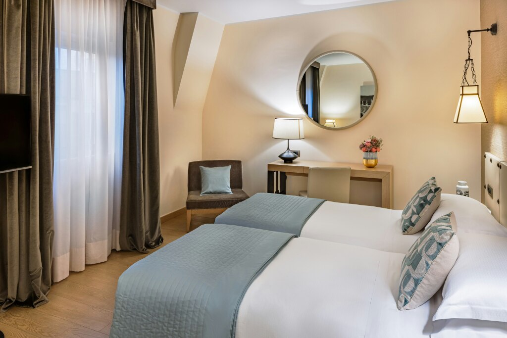Отель Starhotels Metropole
