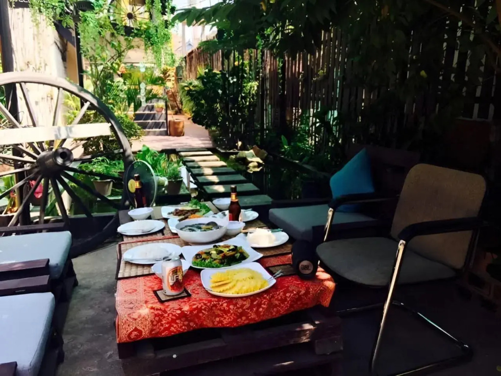 okHouseBiz BNB