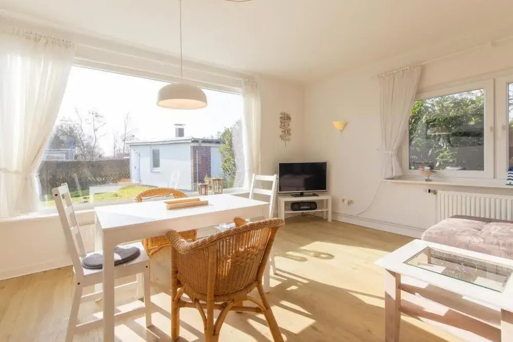 Ferienhaus Kleeblatt 5 - Zentrale, ruhige Lage mit Garten und Terrasse