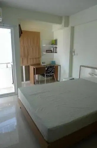 The Green Residence: Rama 9