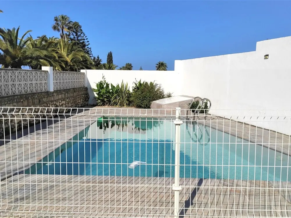 Calma Holiday Home 22606