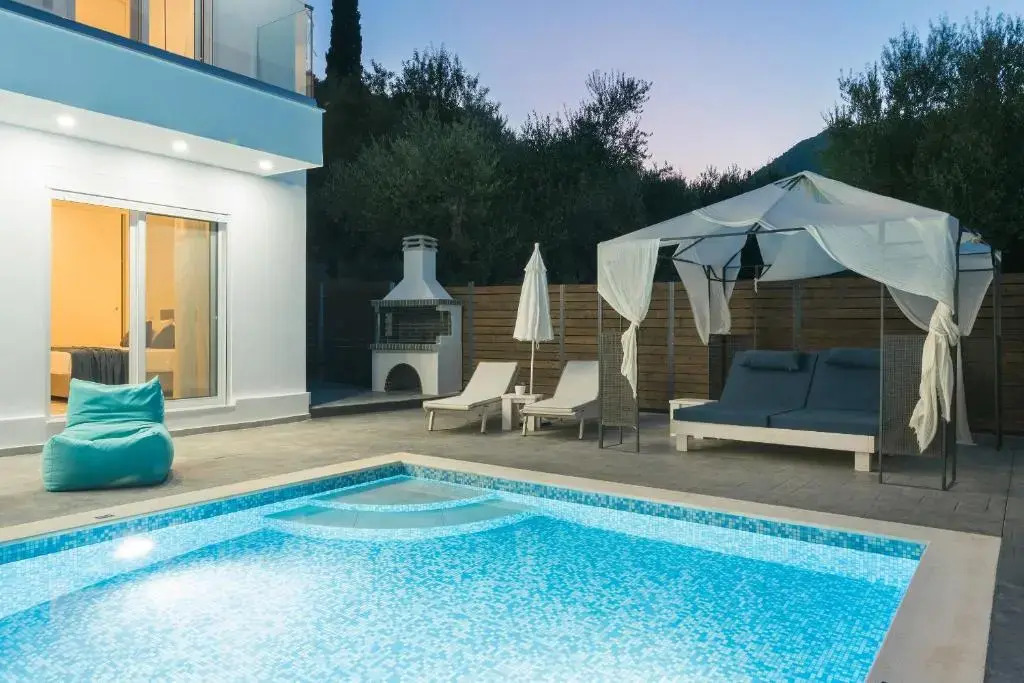 Maridenia Villa - Family Escape with Private Pool, by ZanteWize