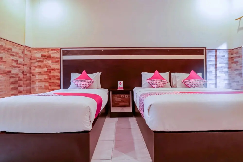 OYO 1117 New Garuda Hotel