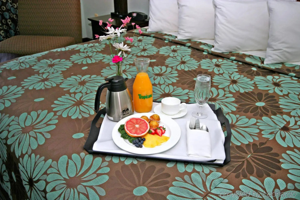 Holiday Inn Hotel & Suites Gateway by IHG