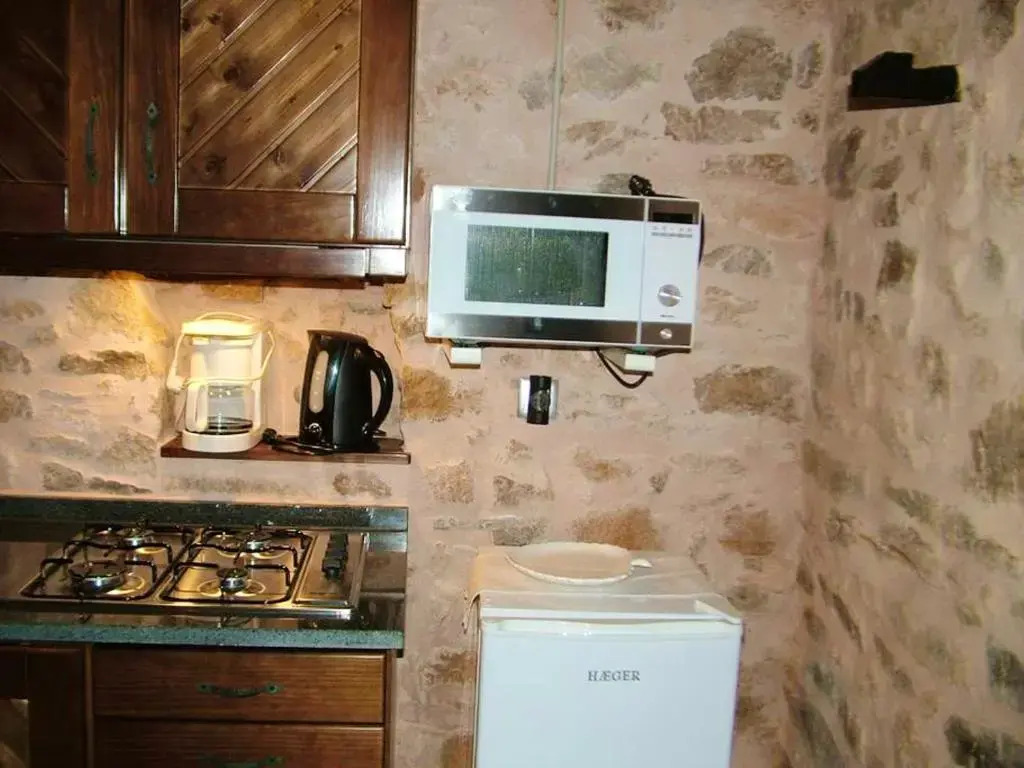 House With one Bedroom in Parada, With Wonderful Mountain View, Enclosed Garden and Wifi - 22 km From the Beach