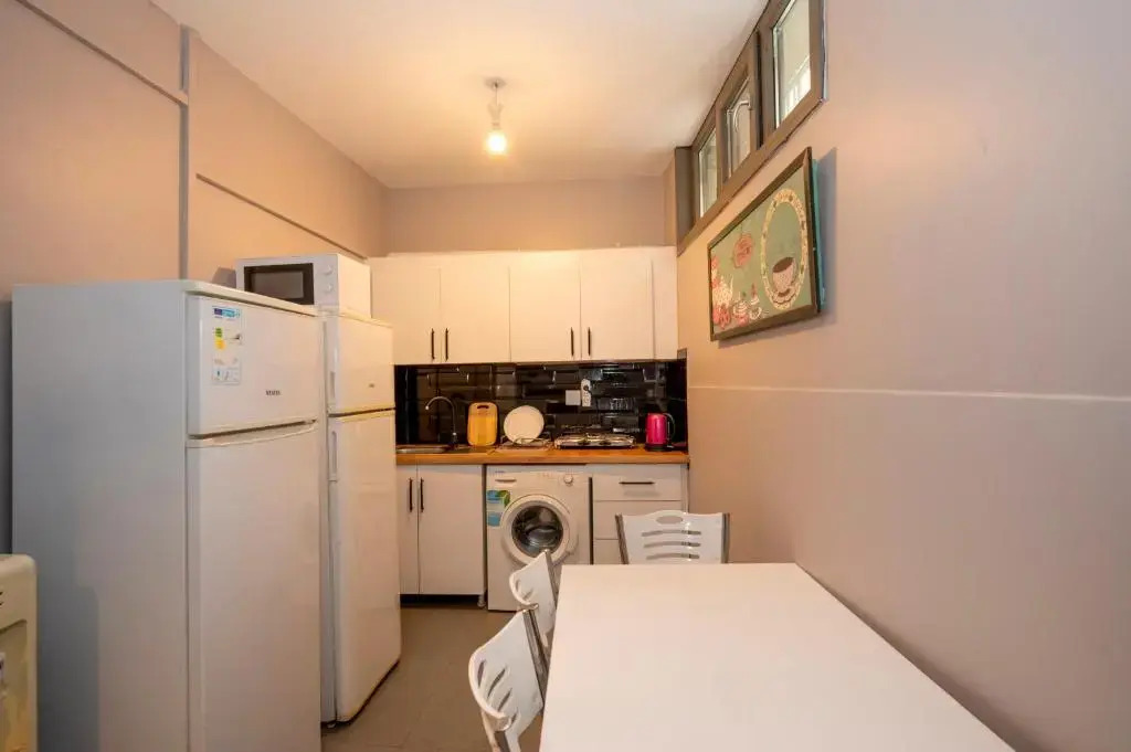 Taksim Square Hostel