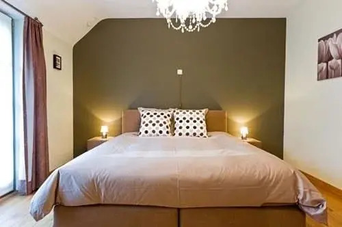 B&B Azadro