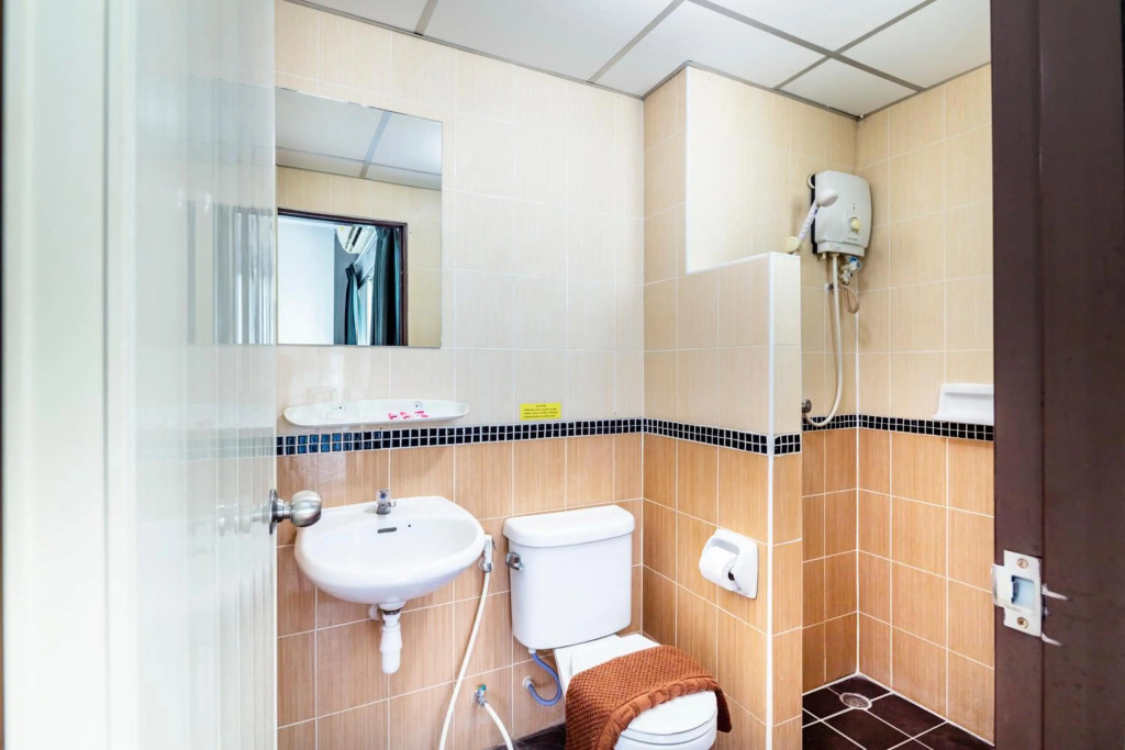Livotel Express Hotel Bang Kruai Nonthaburi - No Parking