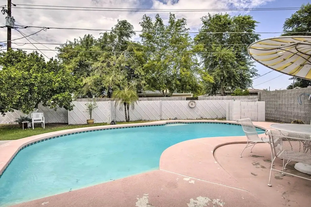 Phoenix Desert Getaway: Pool, Grill & EV Charging!