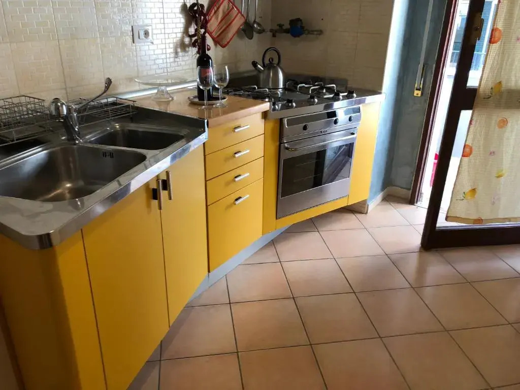 Caio Asinio Apartment