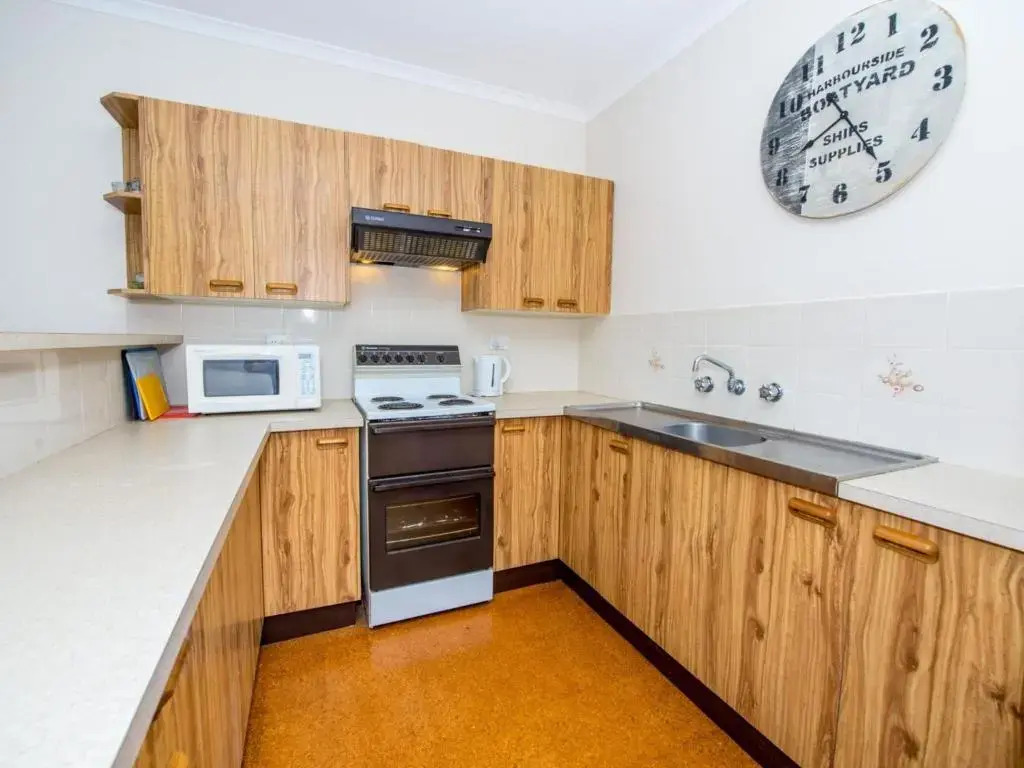 Shoal Bay Avenue, Unit 1/7