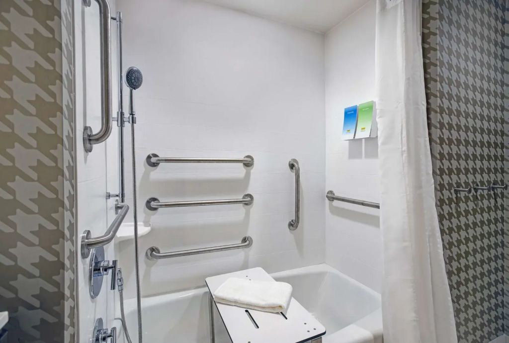 Home2 Suites By Hilton Milwaukee Downtown