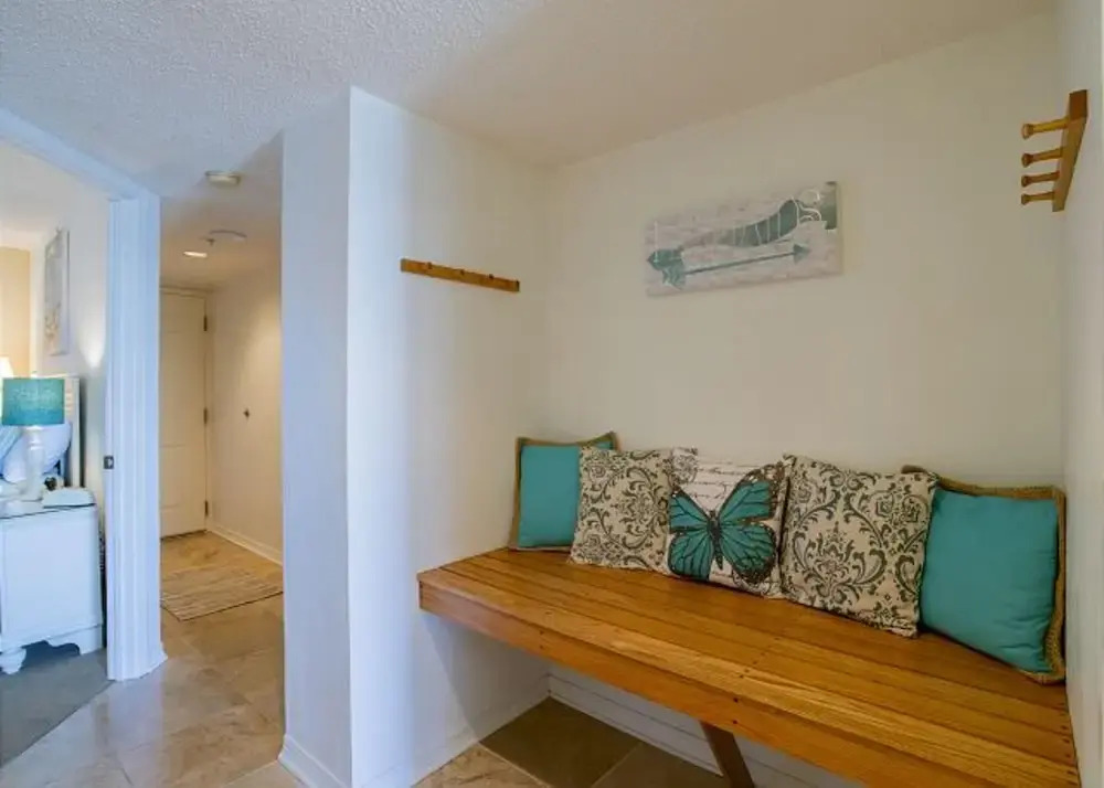 Royal Palms 604