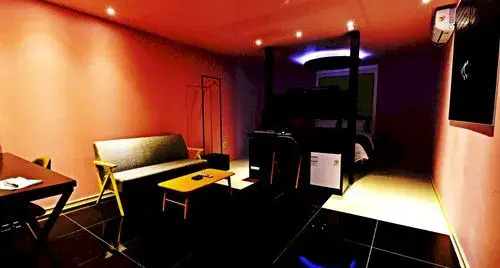 Hotel Some