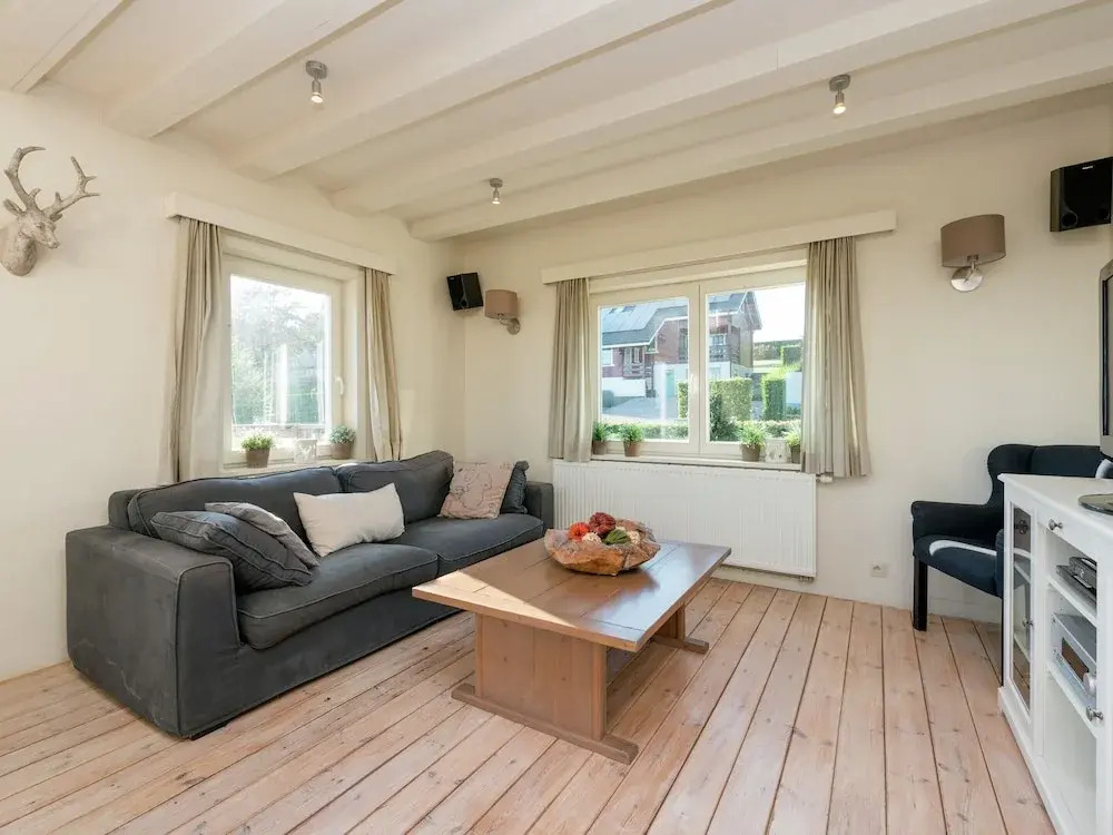 Lovely Villa in Durbuy with Hot Tub
