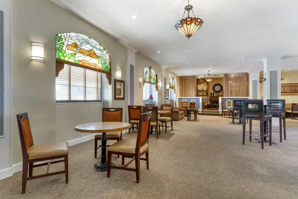 Best Western Plus Grosvenor Airport Hotel