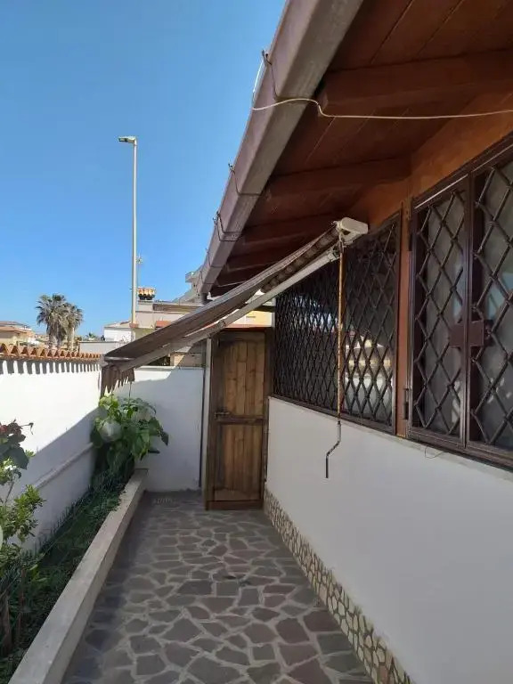 villino 4 posti letto con cucina a 30mt dal mare