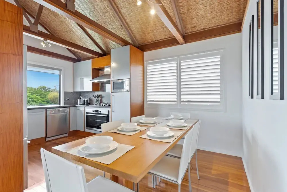 Beachfront 3-bed With Private Pool & Fireplace