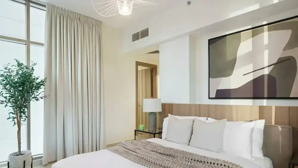 Stylish 2BR With Canal Burj View Near Dubai Mall