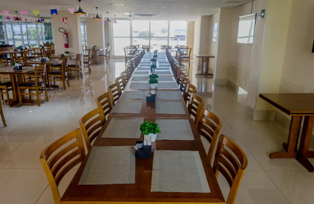 Ibiza Plaza Hotel