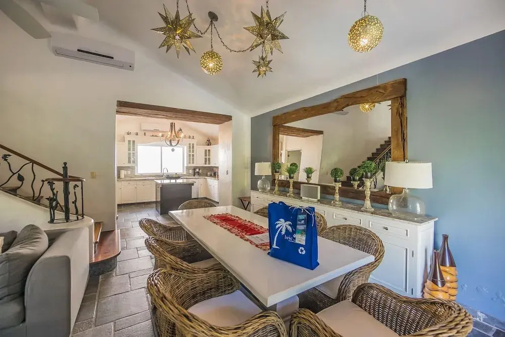 Casa Blanca 4 Bedroom Home