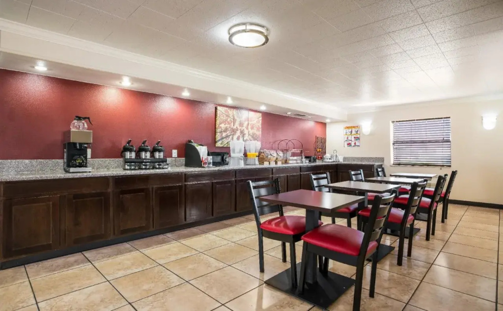 Red Roof Inn North Dallas - Park Central