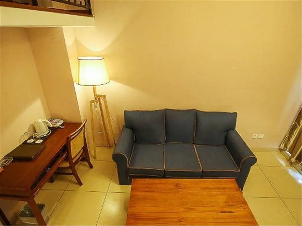 0898 Express Hotel