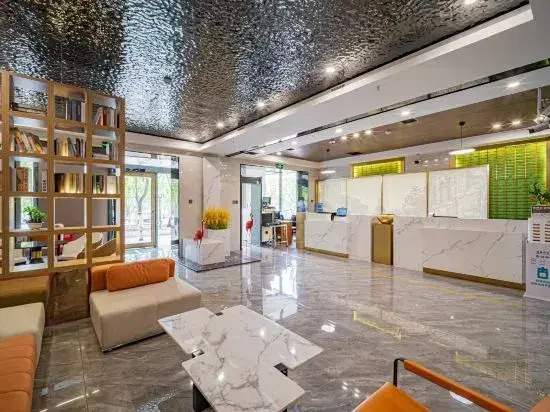 Urba Hotel (Kashgar Ancient City Donghu Park)