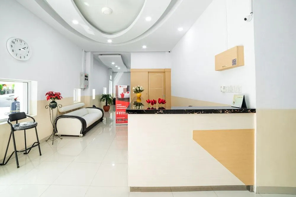 RedDoorz Plus near Thamrin Plaza Medan