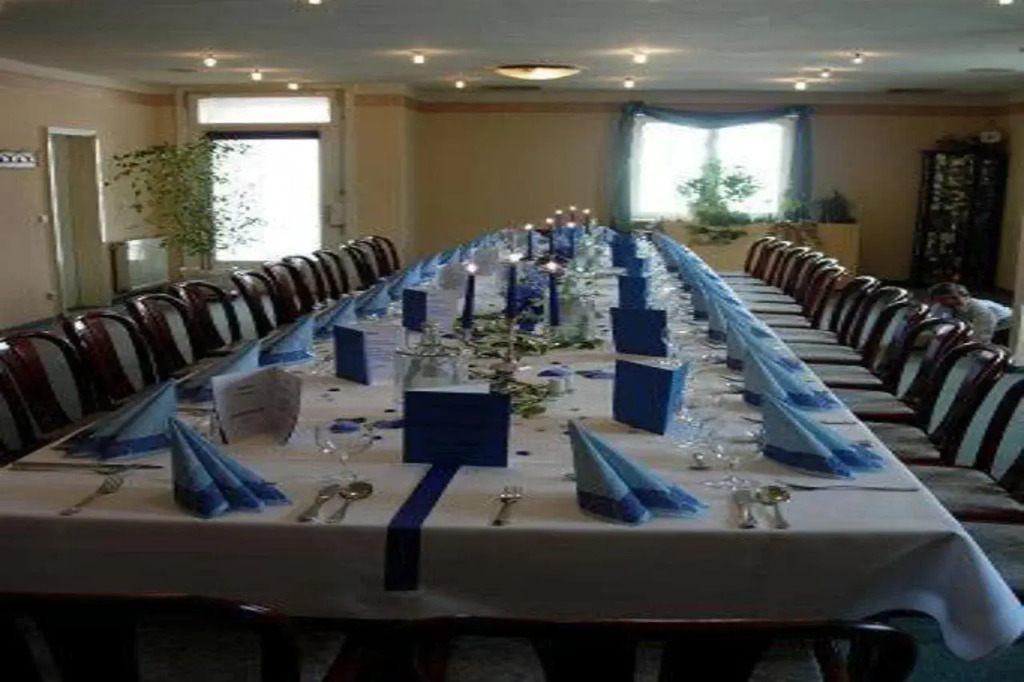 Hotel LEANO