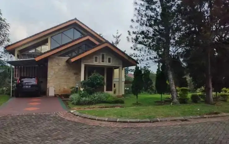 Santibis Villa Kota Bunga Swiss