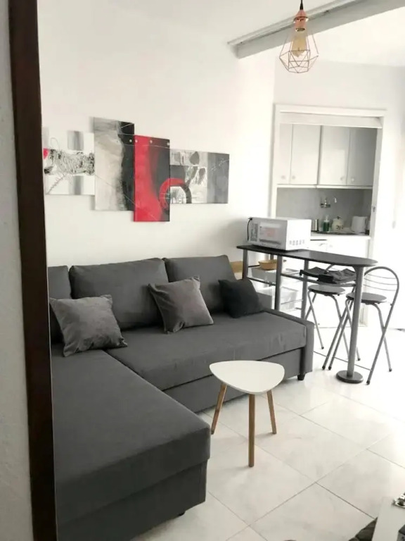 Studio in Benalmádena, With Wonderful sea View, Shared Pool and Wifi