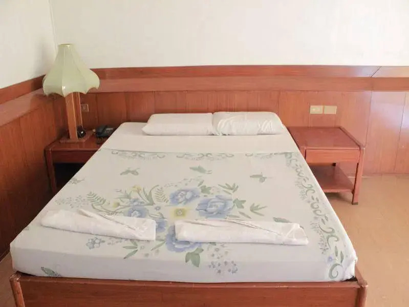 Evergreen Hotel