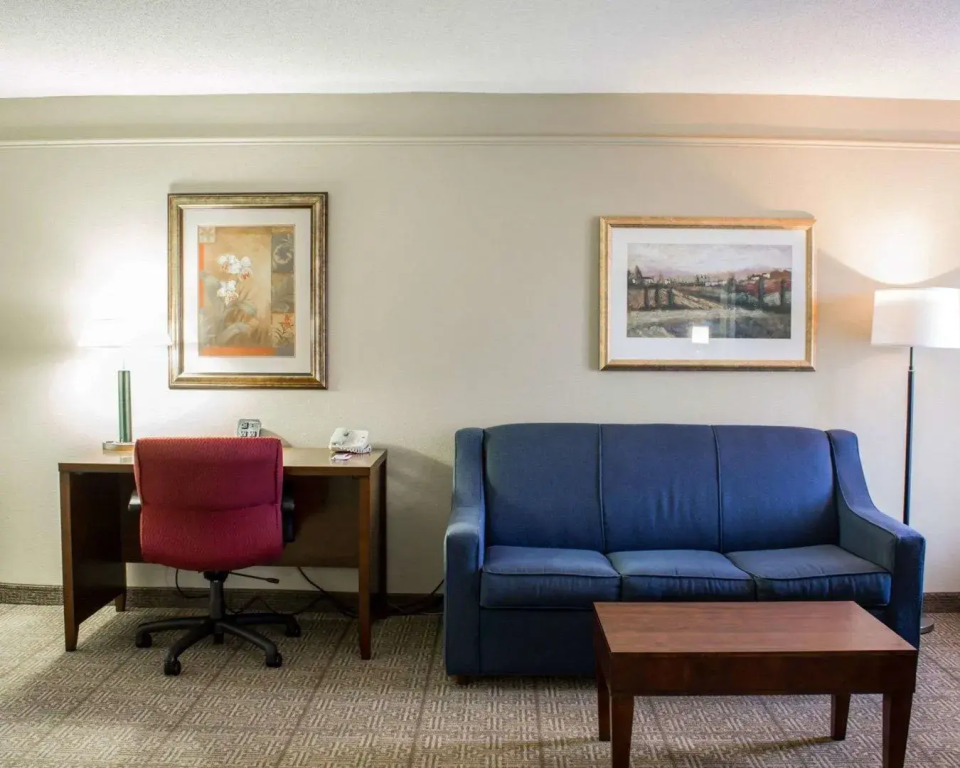 Four Points by Sheraton Greensboro Airport
