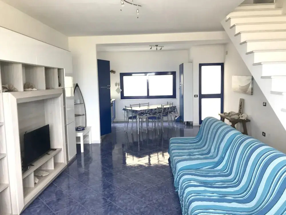 House With 2 Bedrooms in Calasetta, With Wonderful sea View and Enclos